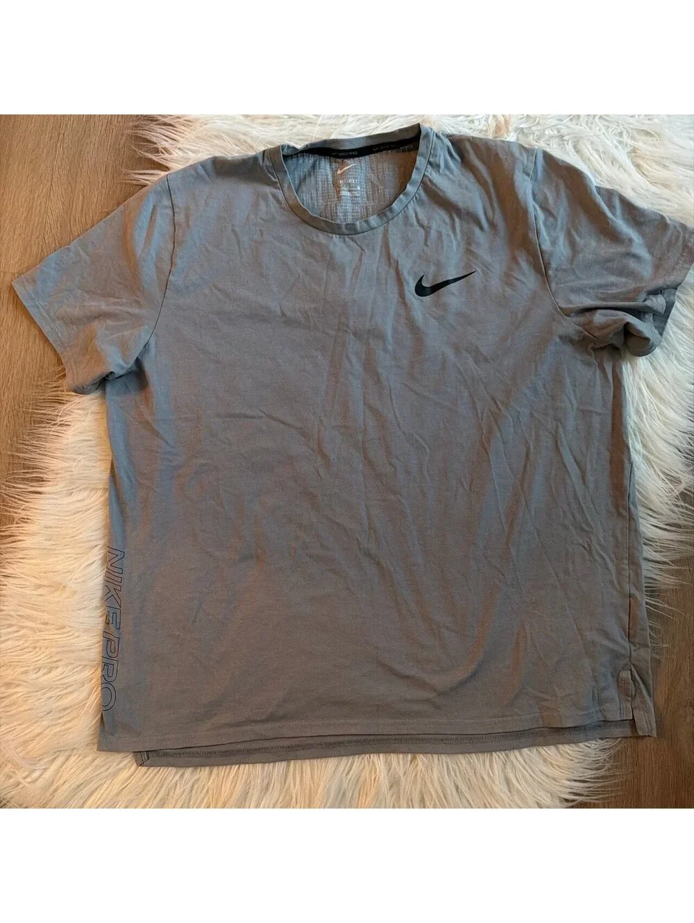Nike Shirt Mens Large Gray Dri- Fit Short Sleeve Crew Neck